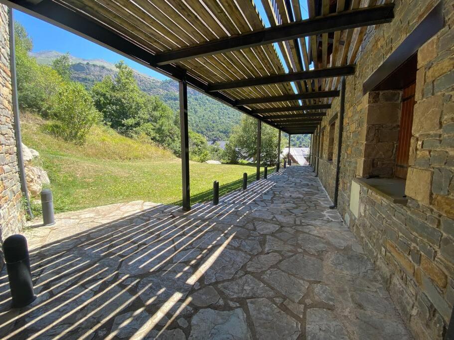 Elegante En Con Vistas Al Valle Escarrilla